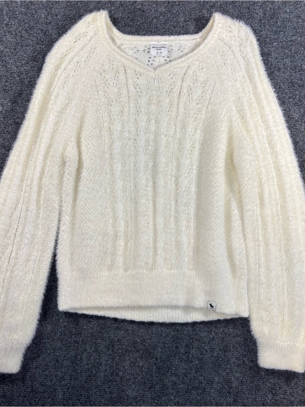 Abercrombie Fitch Kids 13/14 Girls Sweater Pointelle V-Neck Cozy Soft Academia